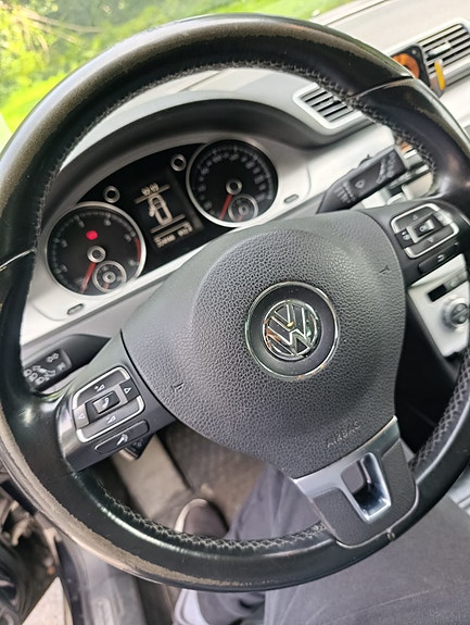 Volkswagen Passat Alltrack 5 of 6