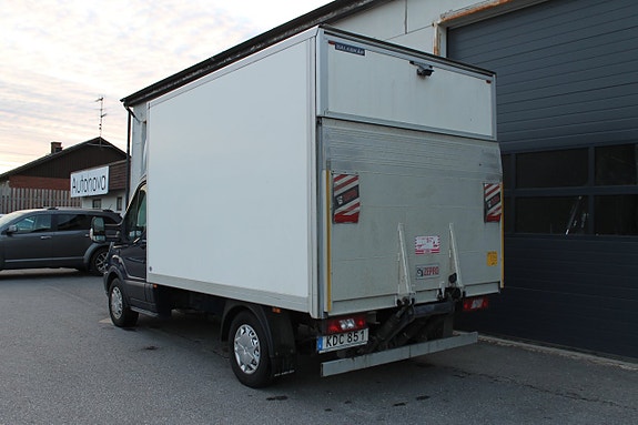 Ford Transit 2 of 6