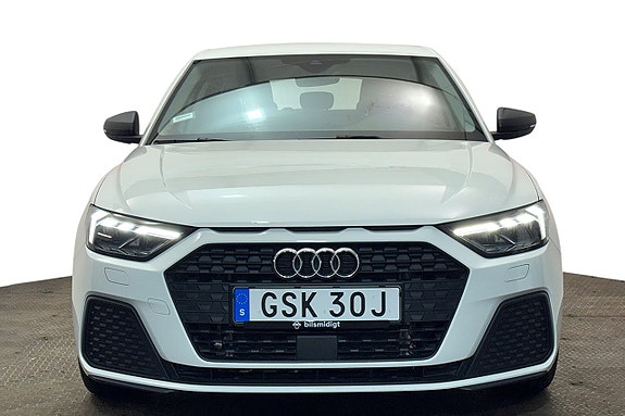 Audi A1 3 of 30