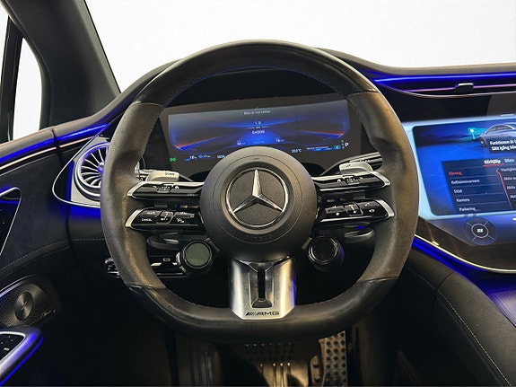 Mercedes-Benz EQE43 15 of 30