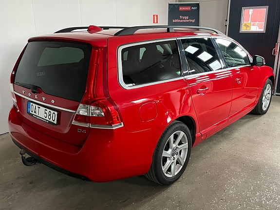 Volvo V70 8 of 20