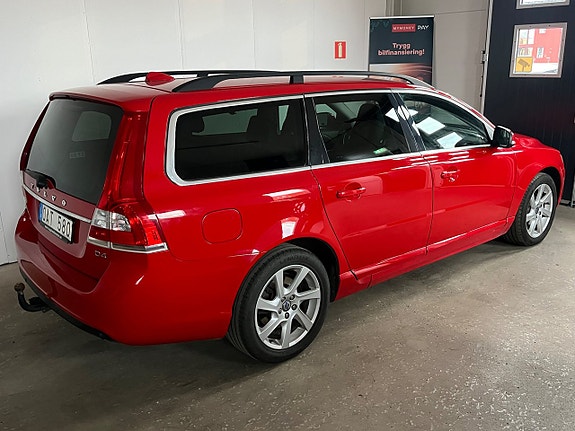 Volvo V70 7 of 20