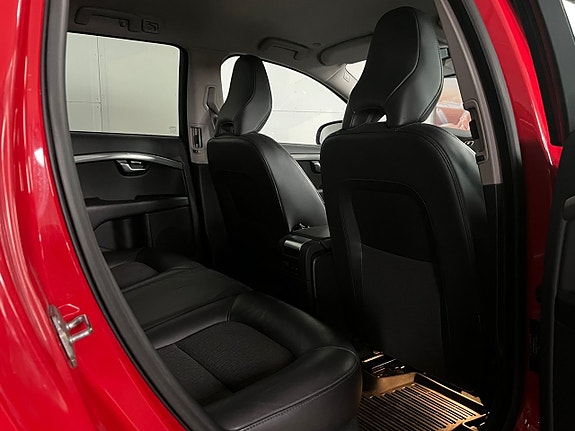 Volvo V70 20 of 20