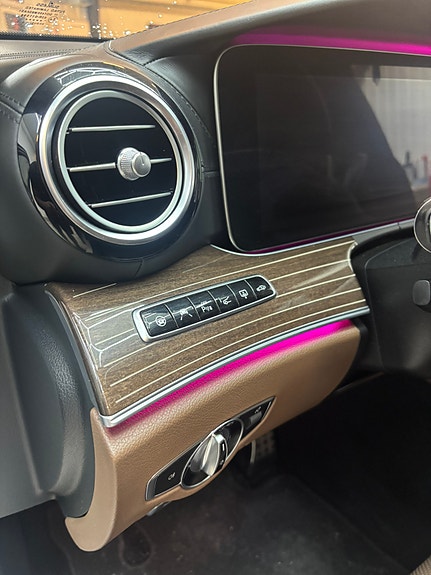 Mercedes-Benz E63 7 of 13
