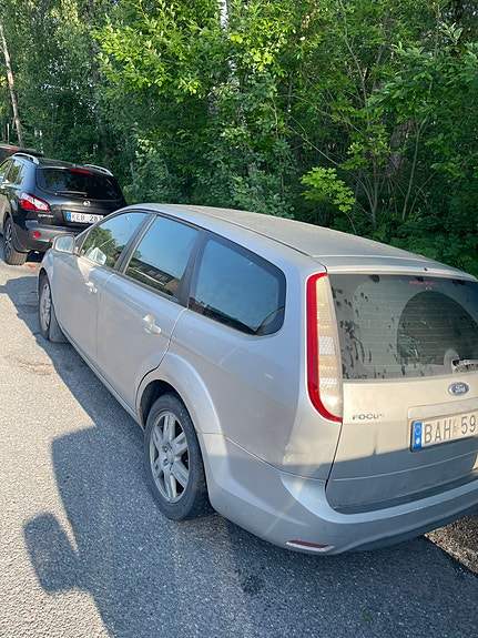 Ford Focus 3 of 4