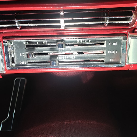 Chevrolet Impala 13 of 30