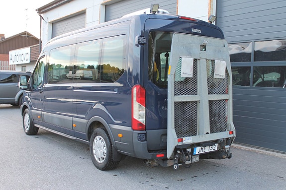 Ford Transit 3 of 17