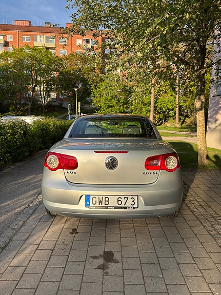 Volkswagen Eos 9 of 15