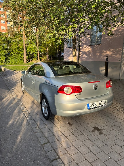 Volkswagen Eos 8 of 15