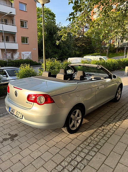 Volkswagen Eos 4 of 15