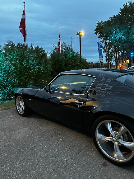 Chevrolet Camaro 13 of 14