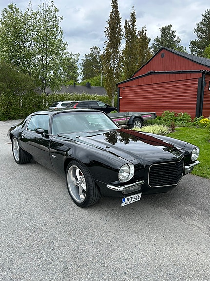 Chevrolet Camaro 3 of 14