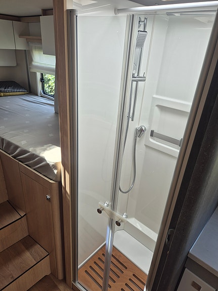 Hymer 780 Masterline 5 sits 10 of 12