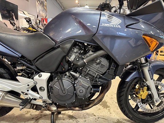 Honda CBF600SA ABS 9 of 12