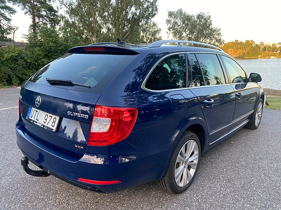 Skoda Superb 7 of 20