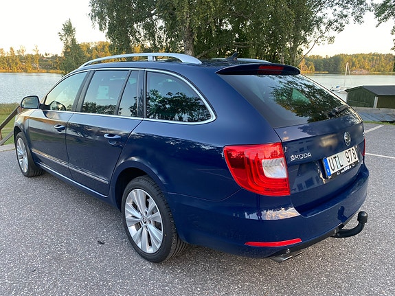 Skoda Superb 6 of 20