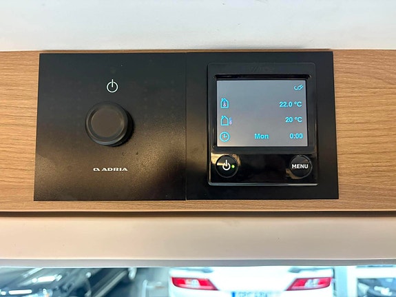 Adria Adora 593 UP Queen Bed Fukttestad UA Scandinavium Edition 25 of 28