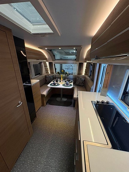 Adria Adora 593 UP Queen Bed Fukttestad UA Scandinavium Edition 27 of 28