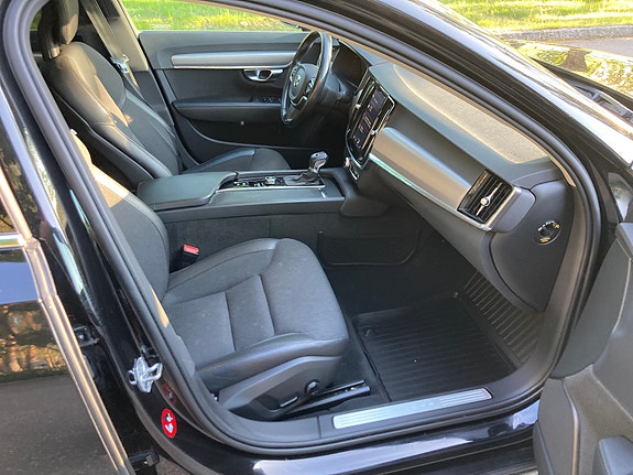 Volvo S90 8 of 10