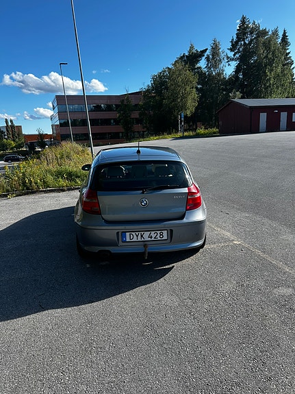 BMW 118d 4 of 10