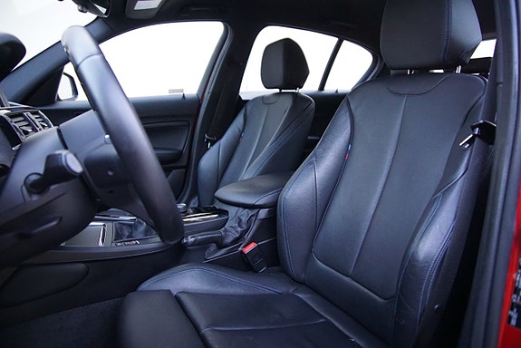 BMW 118i 13 of 19