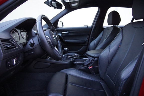 BMW 118i 14 of 19