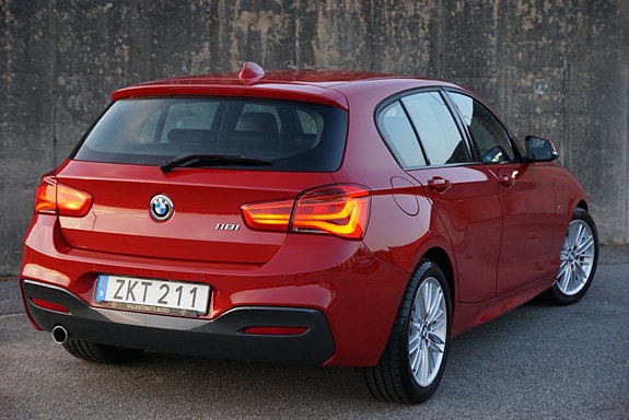 BMW 118i 10 of 19