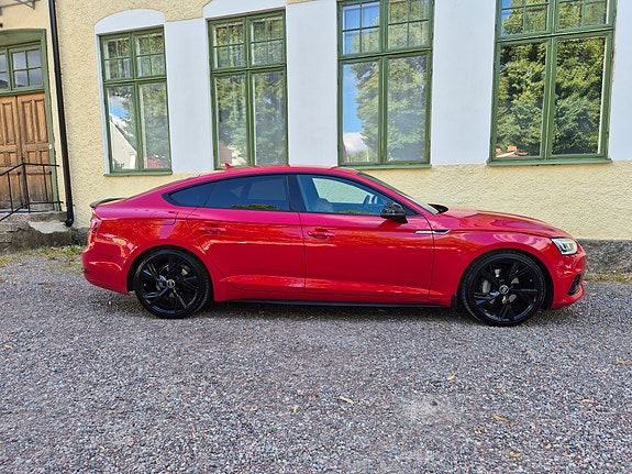 Audi A5 2 of 23
