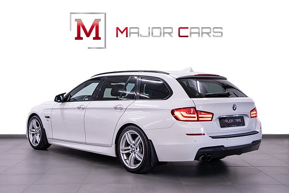 BMW 523i 4 of 21