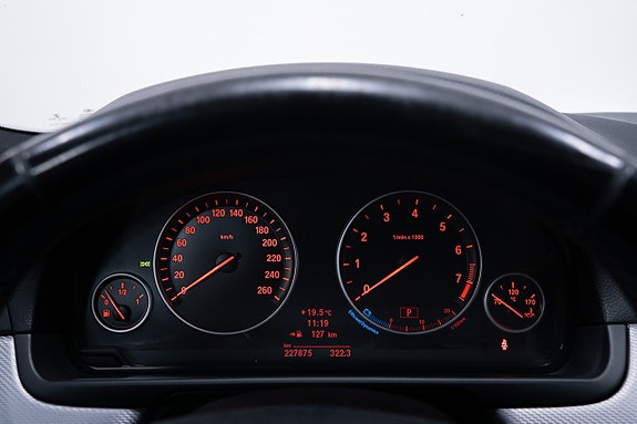 BMW 523i 16 of 21