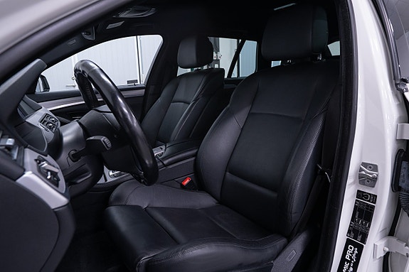 BMW 523i 11 of 21