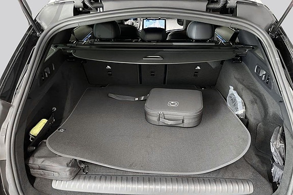 Mercedes-Benz E300 de 14 of 14