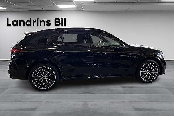 Mercedes-Benz GLC400 4 of 14