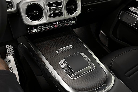 Mercedes-Benz G450 d 12 of 14