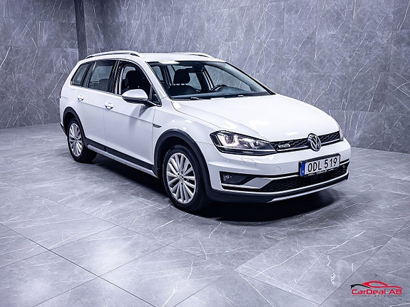 Volkswagen Golf Alltrack 9 of 28
