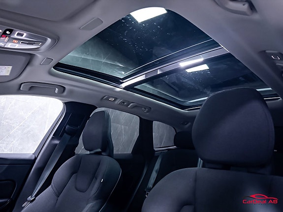 Volvo XC60 21 of 30