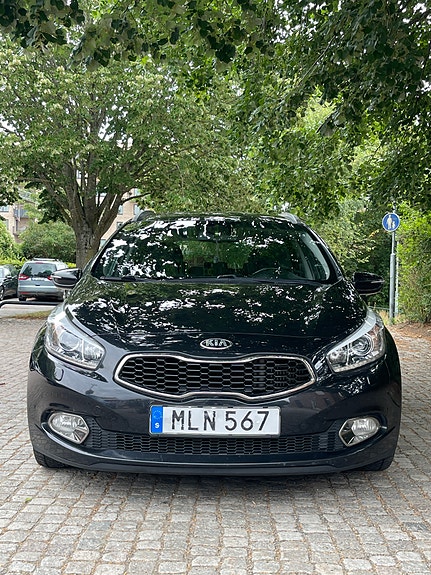 Kia Ceed 2 of 16