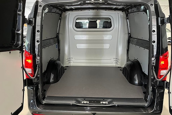 Mercedes-Benz Vito 116 14 of 14