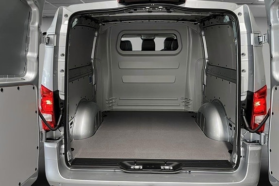 Mercedes-Benz Vito 119 14 of 14