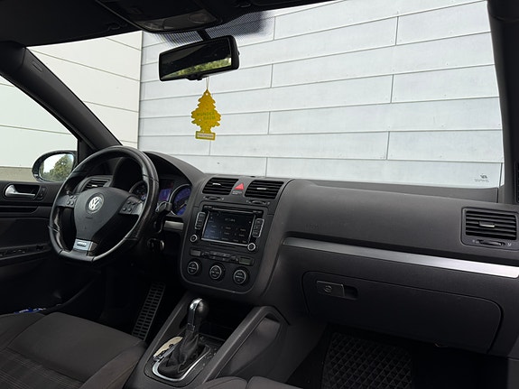 Volkswagen Golf V 6 of 8