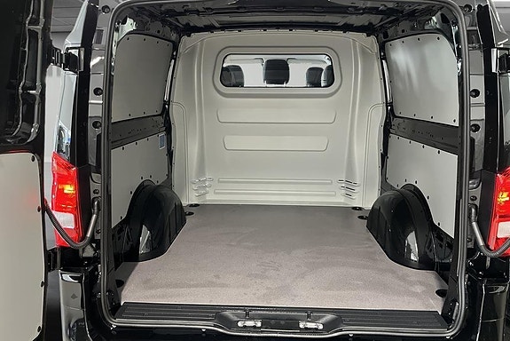 Mercedes-Benz Vito 119 14 of 14