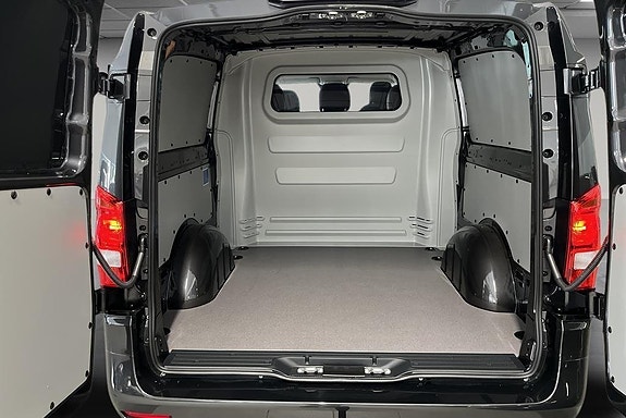 Mercedes-Benz Vito 119 14 of 14