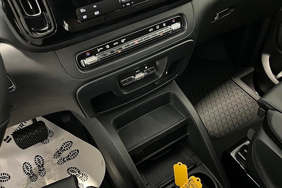 Mercedes-Benz Vito 119 12 of 14