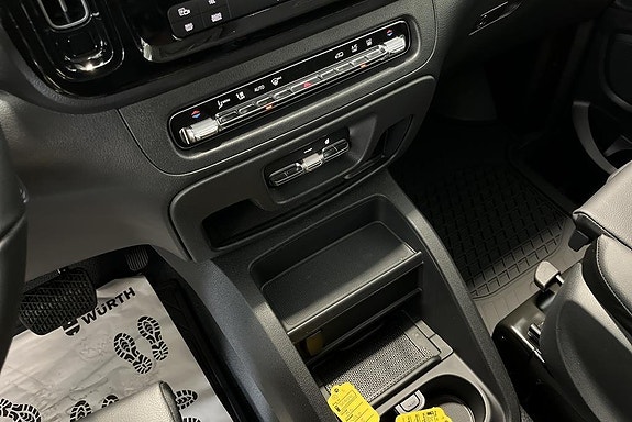 Mercedes-Benz Vito 119 12 of 14