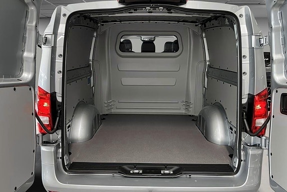Mercedes-Benz Vito 119 14 of 14