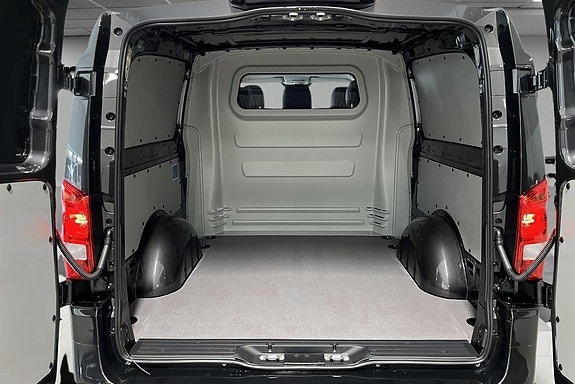 Mercedes-Benz Vito 119 14 of 14