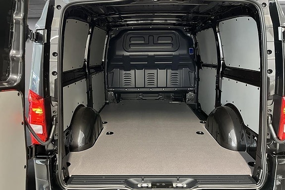Mercedes-Benz Vito 116 14 of 14