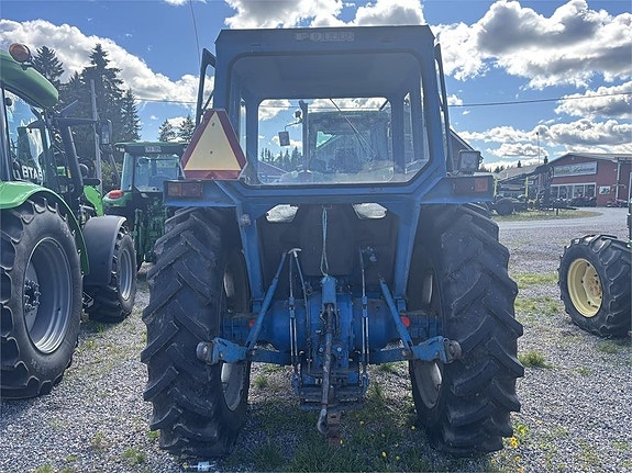 Ford 4000 3 of 4