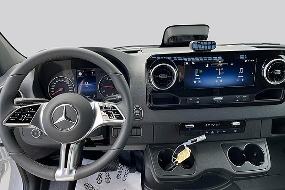 Mercedes-Benz Sprinter 319 7 of 14