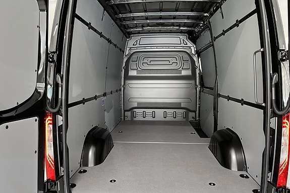 Mercedes-Benz Sprinter 317 14 of 14
